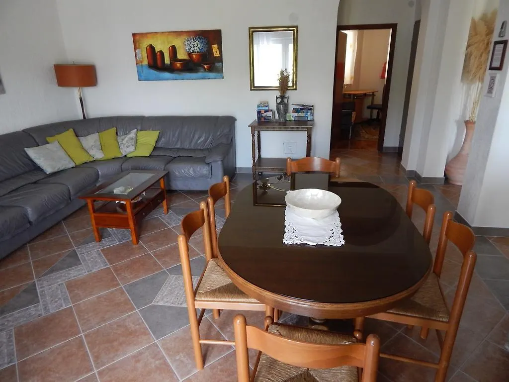 Villa Roth Silo  0*, Silo (Krk) Croatia